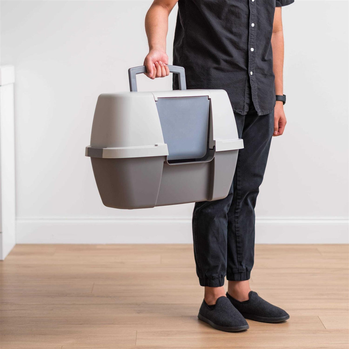 Hooded Cat Litter Box with Scoop O816490