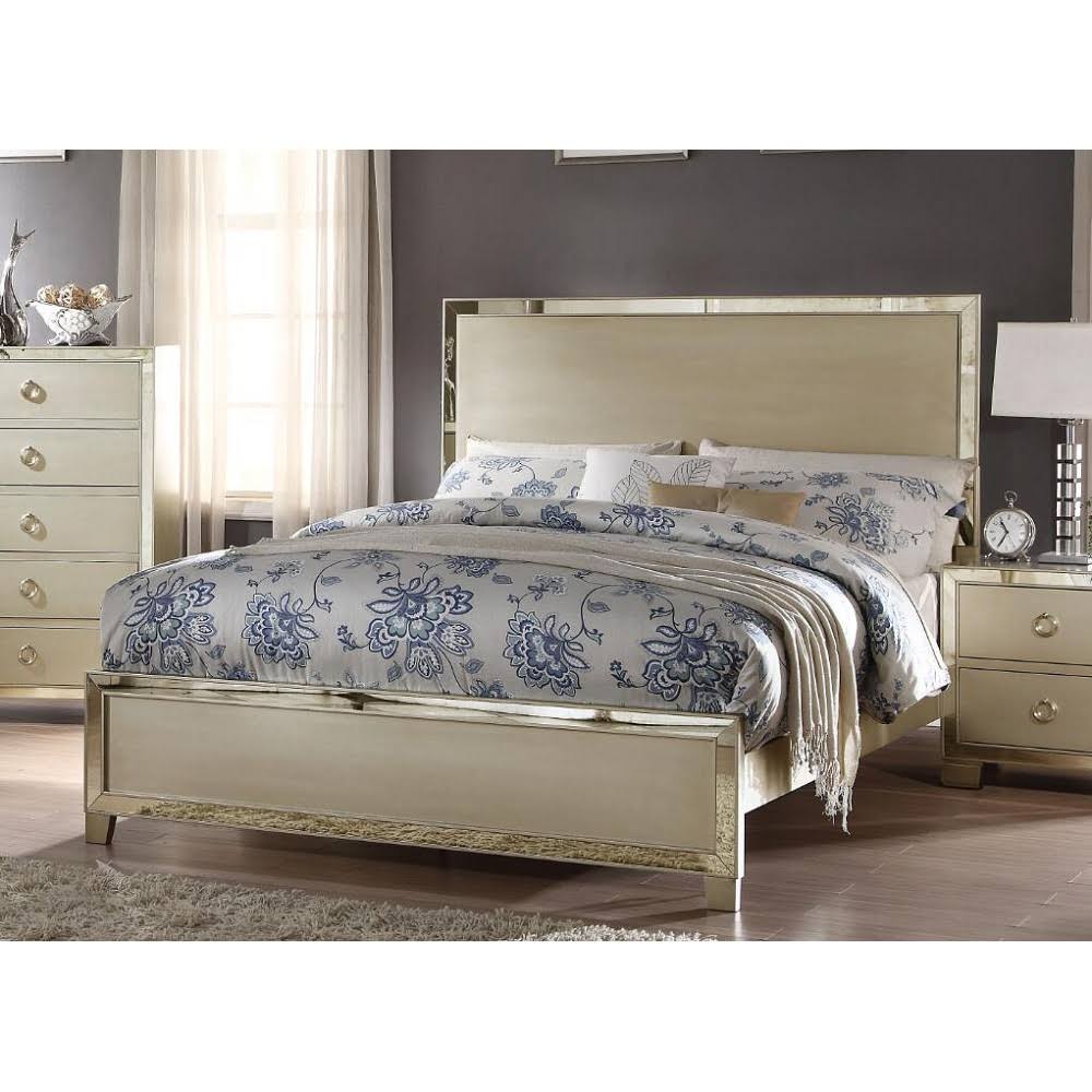 Champagne Eastern King Bed I2000