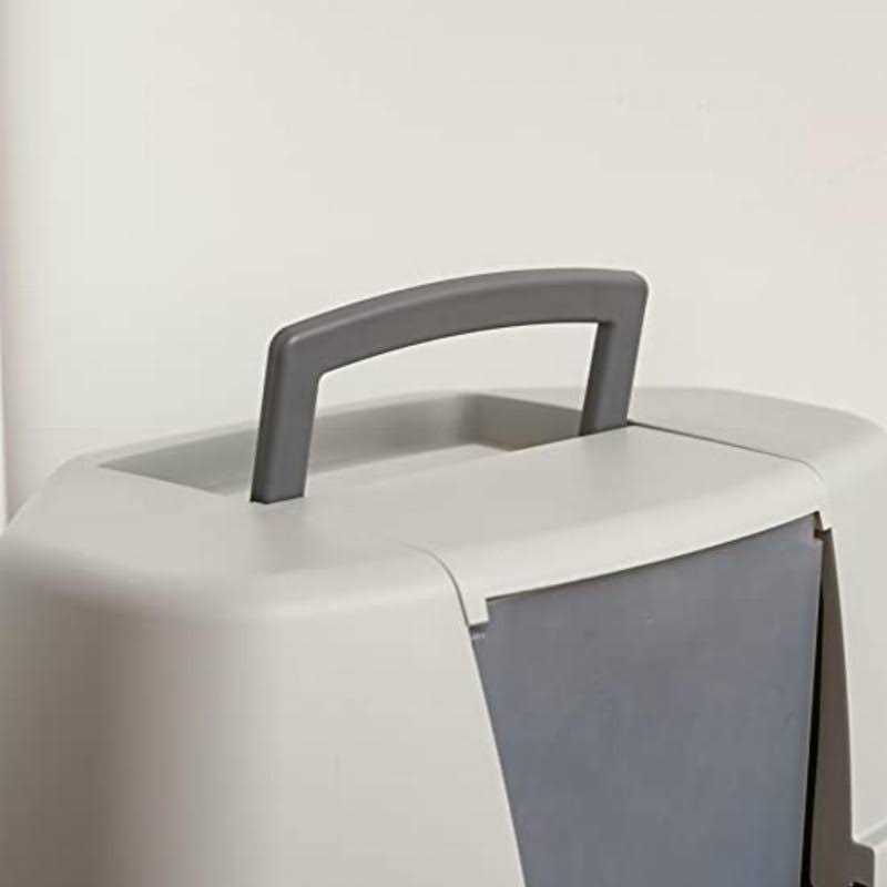 Hooded Cat Litter Box with Scoop O816490